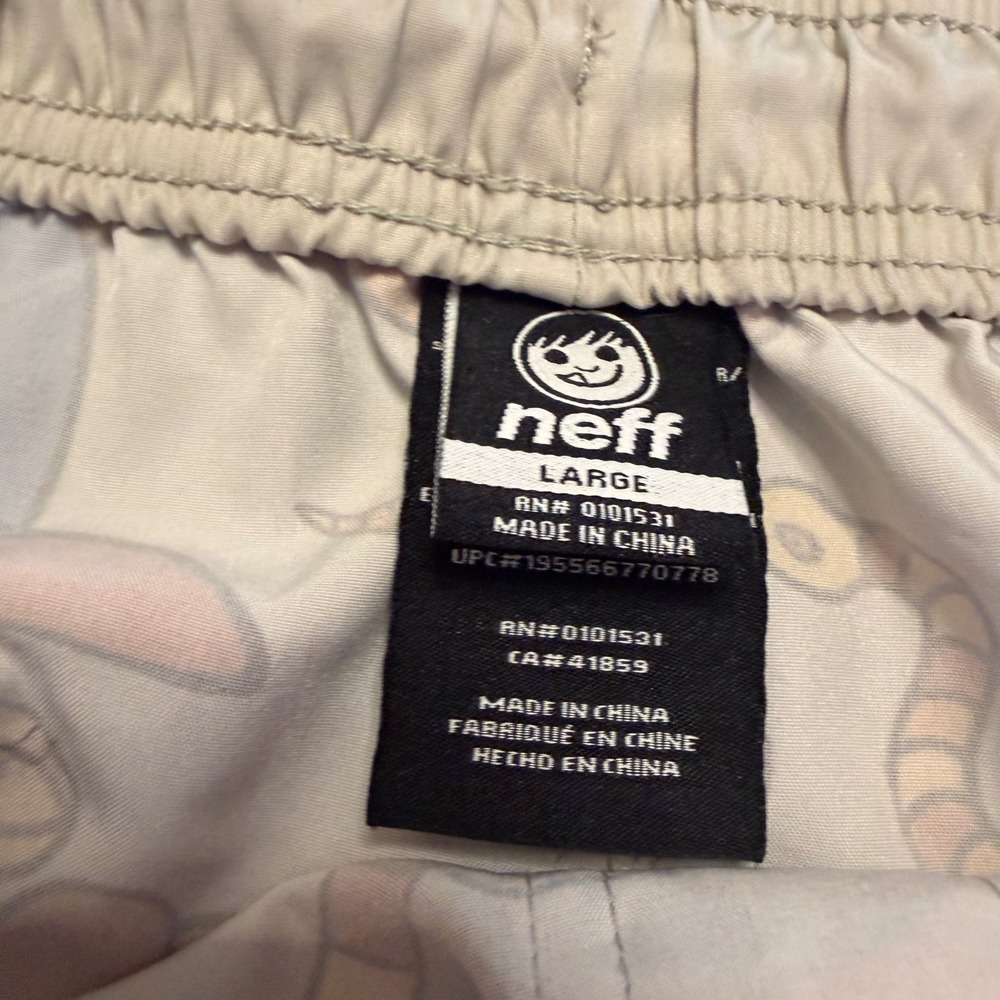 Neff Men Swim Trunks Large Psychedelic Volcano Mushroom Print Board Shorts White - Picture 3 of 7